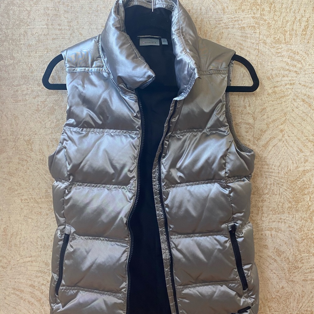 Athleta Goose Down Metallic Puffer Vest